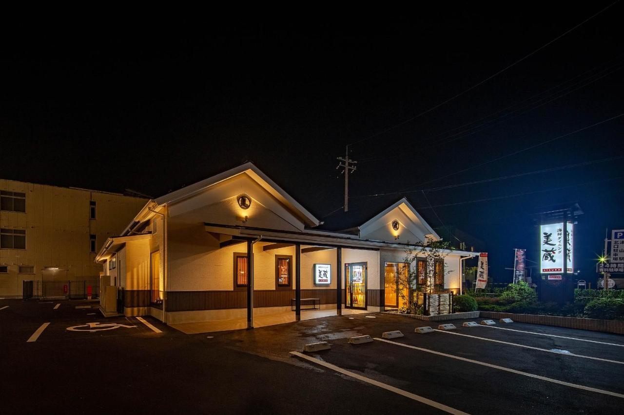 Hotel Route-Inn Tsuyama Ekimae Экстерьер фото